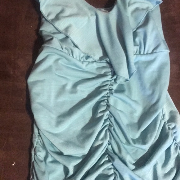 Teal Ruched Front Tank - Picture 2 of 3